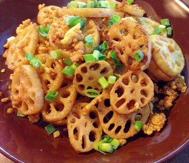 レンコンと鶏ミンチのスパイシー炒め